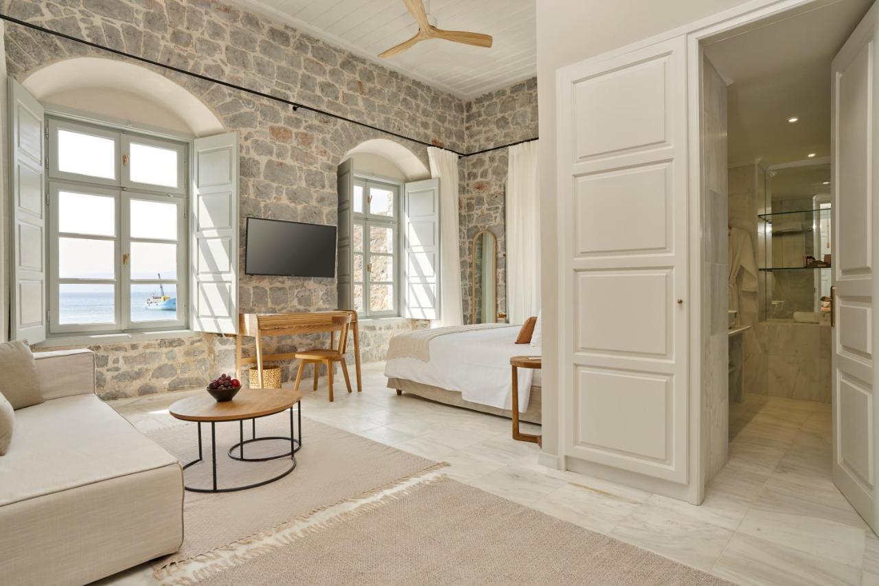 Mandraki Beach Resort Buitenkant foto