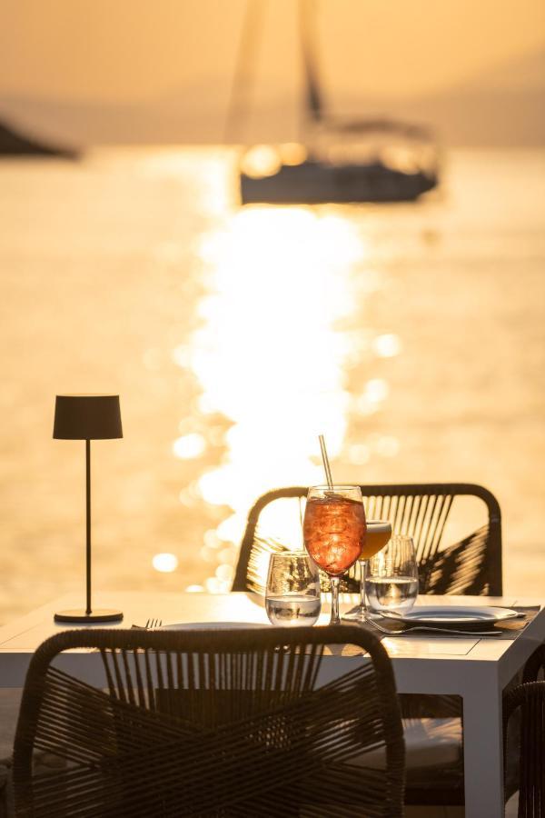 Mandraki Beach Resort Buitenkant foto