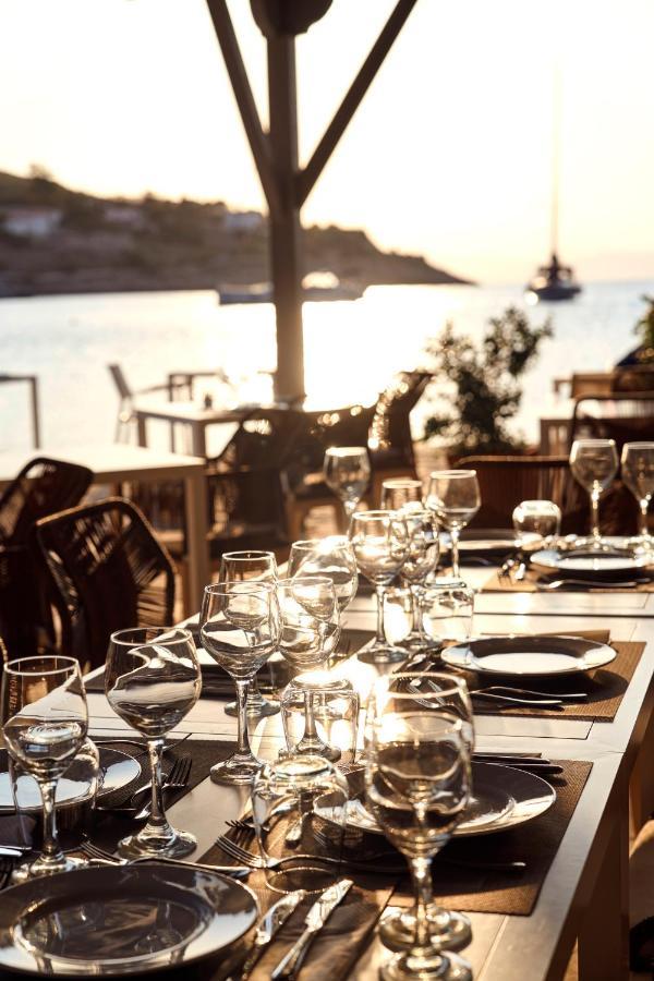 Mandraki Beach Resort Buitenkant foto